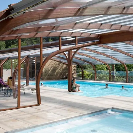 Camping Roulotte Accueillante, Animaux Admis - 4 Pers. - Api-1-52-2981 Saint-Paulien